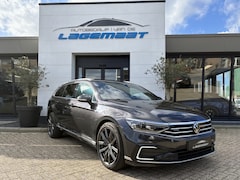 Volkswagen Passat Variant - Passat 1.4 TSI PHEV GTE / LEDER / PANO / IQ /