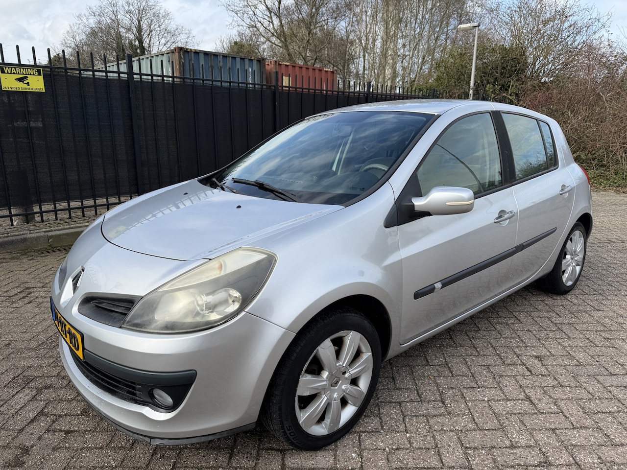 Renault Clio - 1.6-16V Automaat 5 Drs Dynamique Luxe Stoelverw/Airco/LMV - AutoWereld.nl