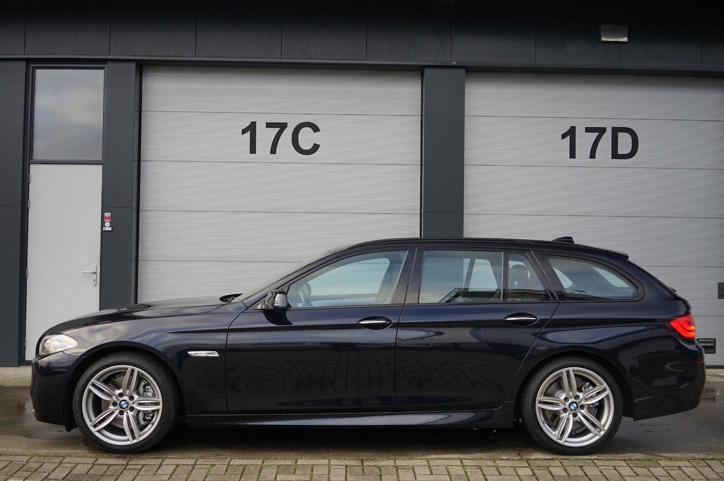 BMW 5-serie Touring - 535d M-pakket M-pakket - AutoWereld.nl