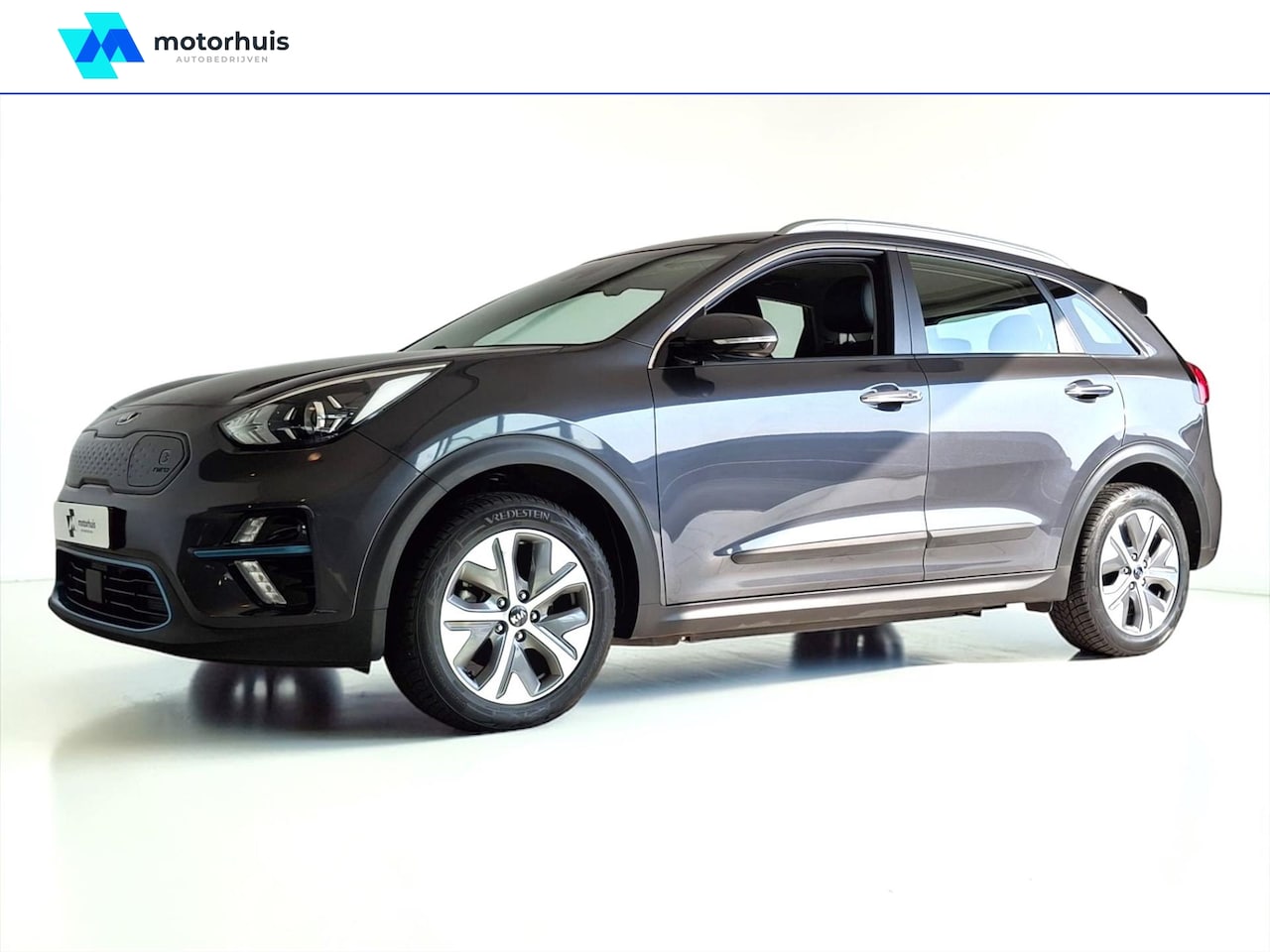 Kia e-Niro - Elektrisch 204pk DynamicLine 64 kWh SOH 100% NAVI CAMERA TREKHAAK APPLE CARPLAY WINTERPACK - AutoWereld.nl