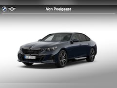 BMW 5-serie - Sedan 550e xDrive | M Sportpakket Pro | Innovation Pack | Travel Pack | Comfort Pack | Tre