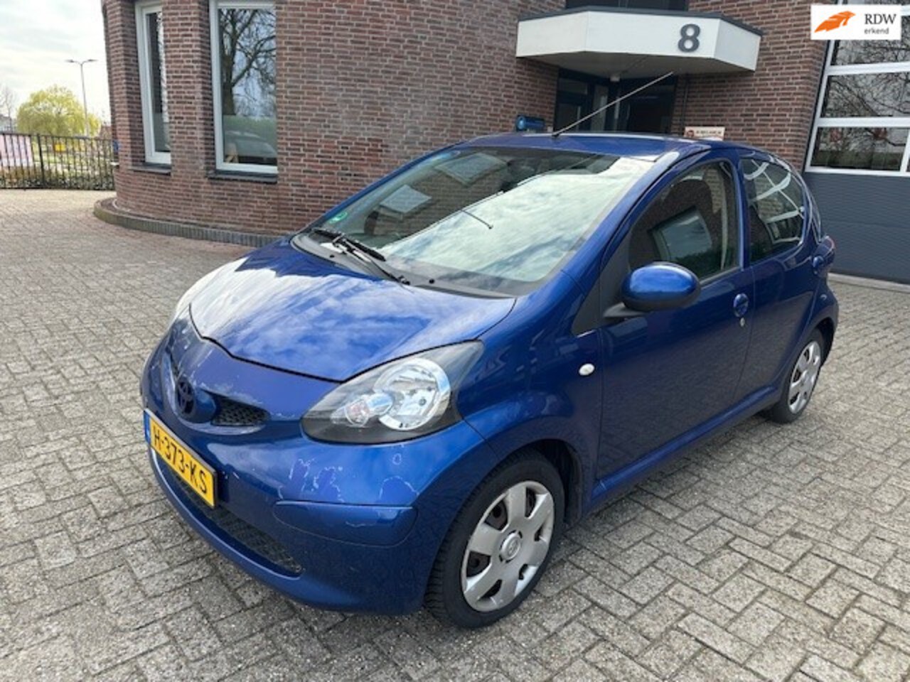Toyota Aygo - 1.0-12V / bj.2008 / kleur : blauw / 5 deurs / airco / APK tot 03/2027 en NAP met 203326 km - AutoWereld.nl