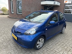 Toyota Aygo - 1.0-12V / bj.2008 / kleur : blauw / 5 deurs / airco / APK tot 03/2027 en NAP met 203326 km