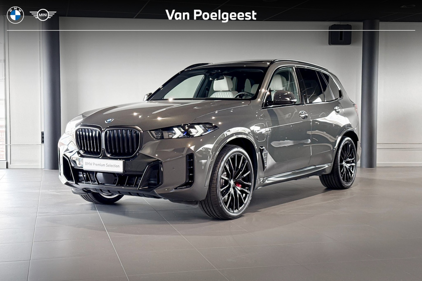 BMW X5 - xDrive50e | M Sport Pro | Bowers & Wilkins | Sky Lounge | Soft-close | Trekhaak | - AutoWereld.nl