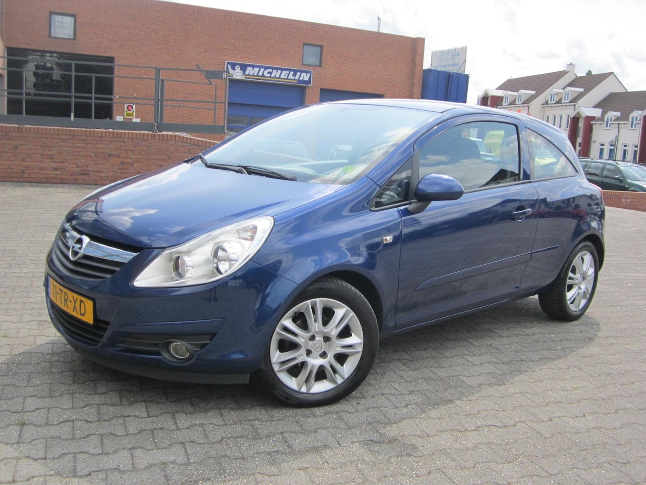 Opel Corsa - 1.4-16V Enjoy 1.4-16V Enjoy , Airco, nwe APK Opel Corsa 1.4-16V Enjoy 3 drs, AIRCO, met Bovag garantie - AutoWereld.nl