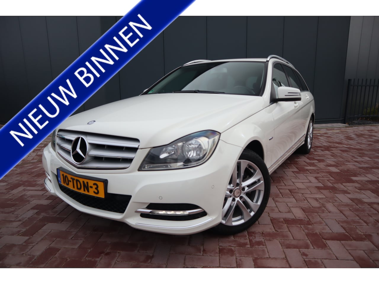 Mercedes-Benz C-klasse Estate - 180 Business Class Avantgarde Navigatie Uitklapbare Trekhaak Etc. Etc. - AutoWereld.nl