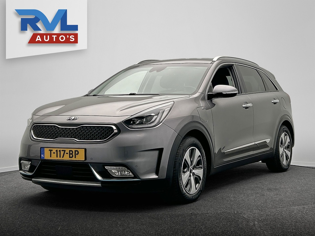 Kia Niro - 1.6 GDi PHEV BusinessLine | Trekhaak | Adaptieve Cruise Control Carplay Leder Keyless JBL - AutoWereld.nl
