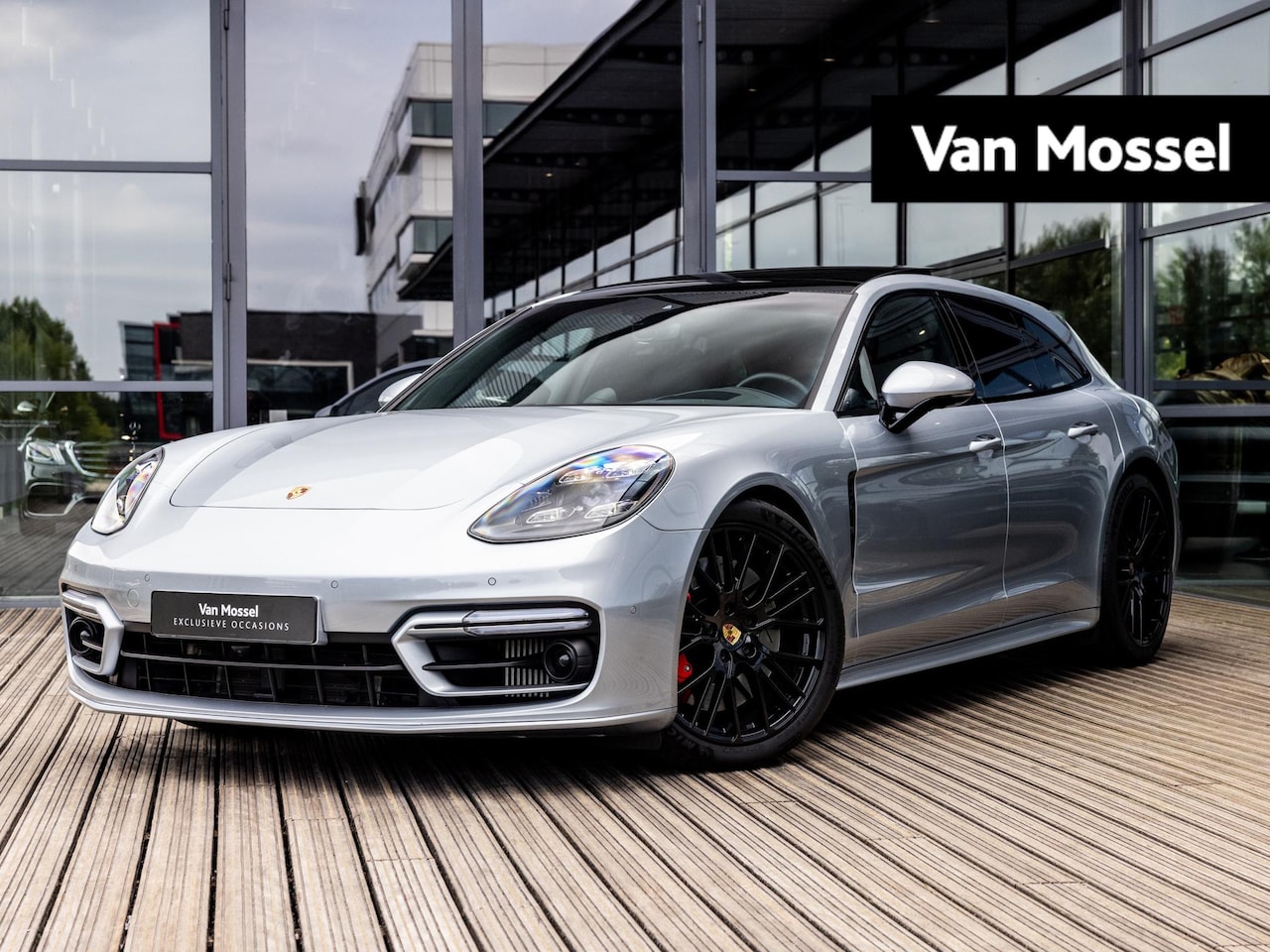 Porsche Panamera Sport Turismo - 2.9 4S E-Hybrid | SPORTDESIGN | SPORTCHRONO | PASM LUCHTVERING | SPORTUITLAATSYSTEEM | PAN - AutoWereld.nl