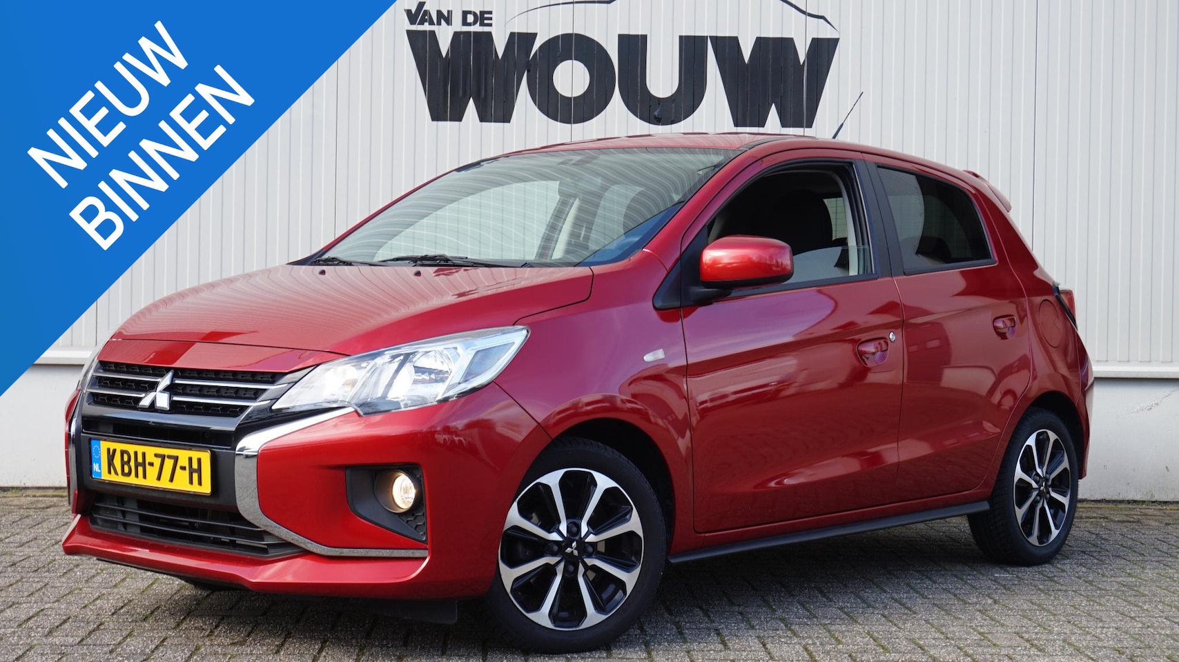 Mitsubishi Space Star - 1.2 Instyle Automaat | Carplay/AndroidAuto - AutoWereld.nl