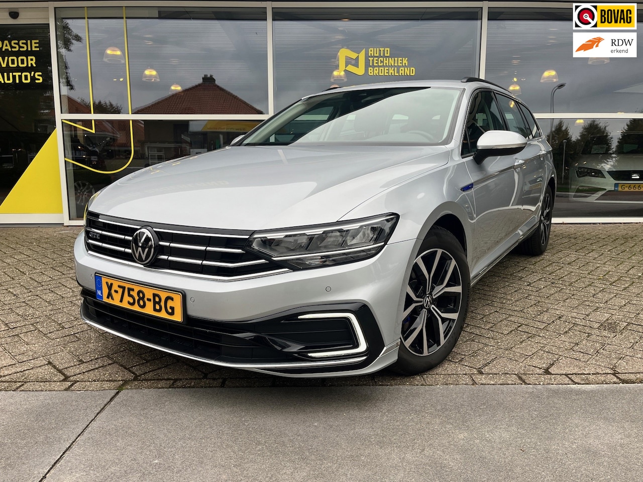 Volkswagen Passat Variant - 1.4 TSI PHEV GTE Business 1.4 TSI PHEV GTE Business - AutoWereld.nl