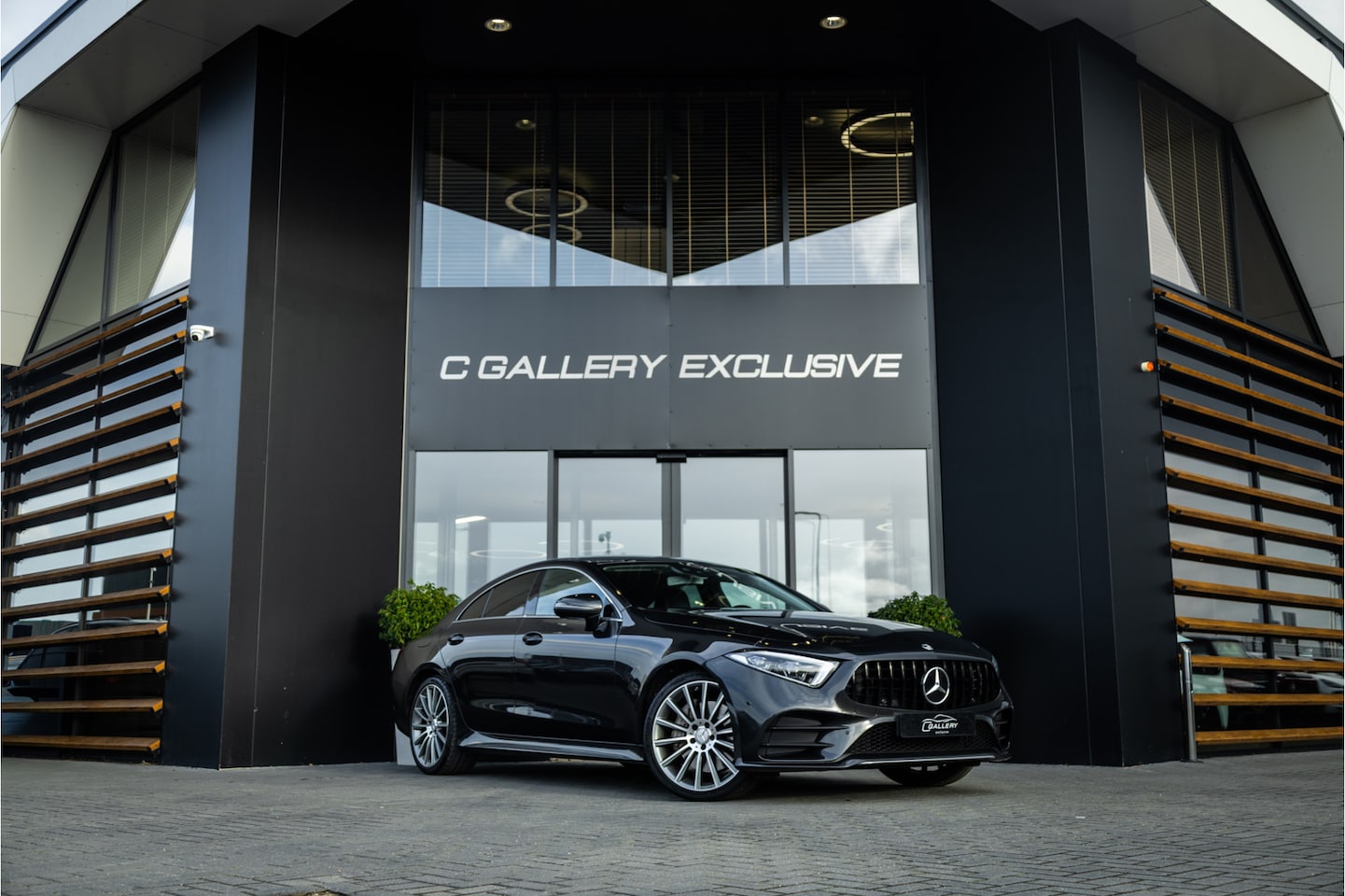 Mercedes-Benz CLS-klasse - CLS450 4MATIC Premium - Origineel NL | Memory | Stoelverwarming | Camera | Cruise  Control - AutoWereld.nl