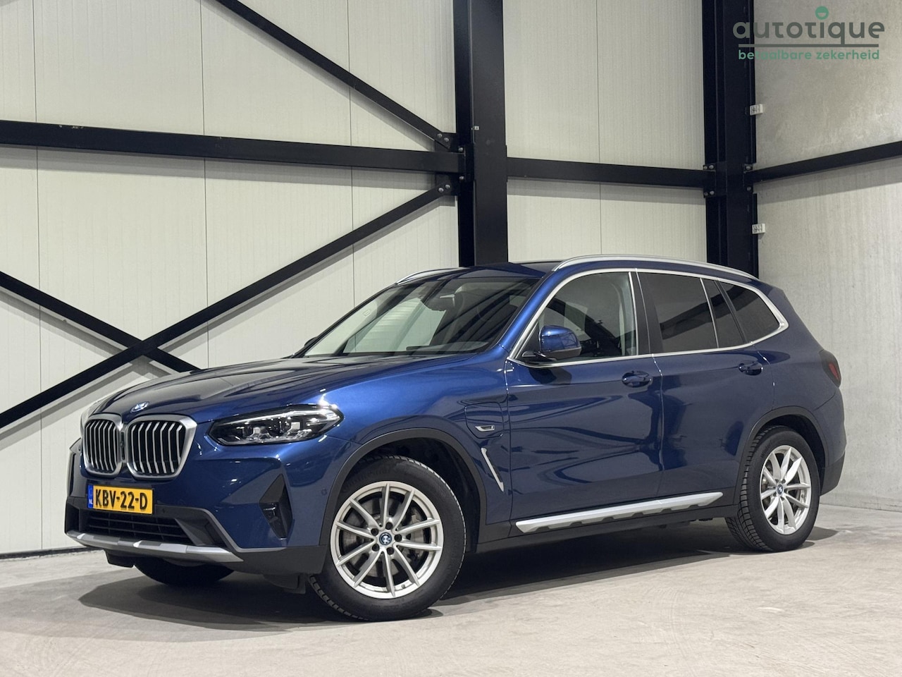 BMW X3 - xDrive30e Business Edition Aut. | leder | navi | led | 360camera | carplay | - AutoWereld.nl