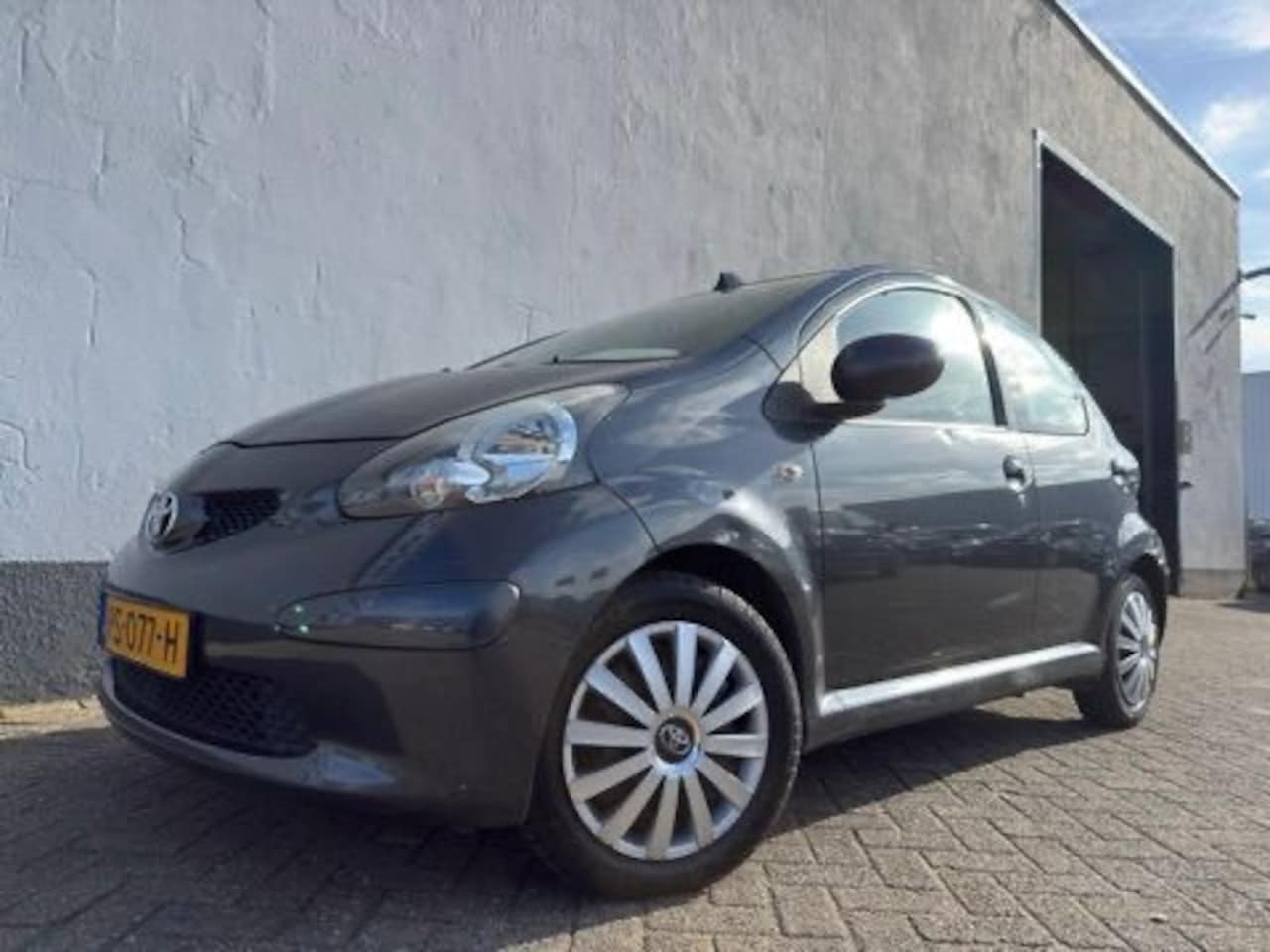 Toyota Aygo - 1.0-12V 5-Deurs - Airco - AutoWereld.nl