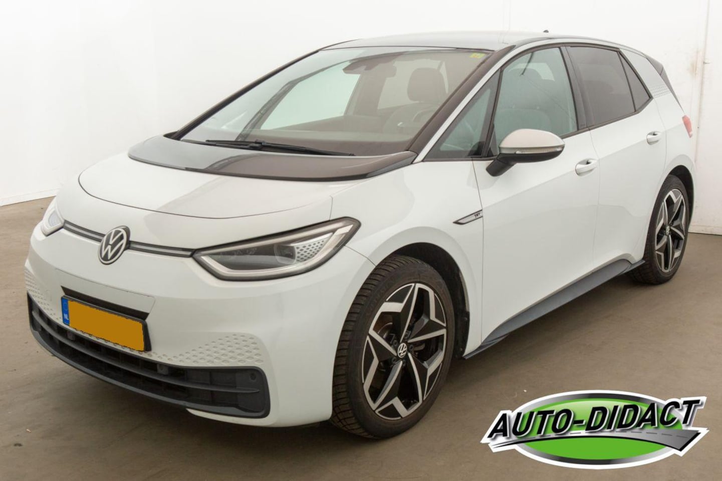 Volkswagen ID.3 - First Plus 58 kWh - AutoWereld.nl