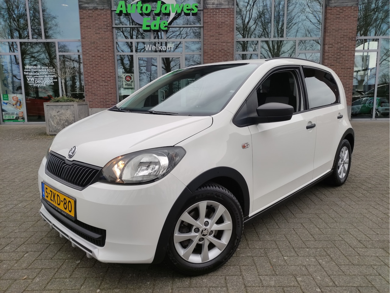 Skoda Citigo - 1.0 Greentech Expedition LMV - Airco - Side skirts - Getinte ramen -  Allseasonbanden - NL - AutoWereld.nl