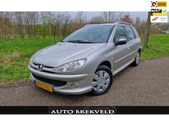 Peugeot 206 SW - 1.4 Air-line 3 75PK Rijklaarprijs | Airco | NAP | Nieuwe achteras | Nieuwe distributieriem