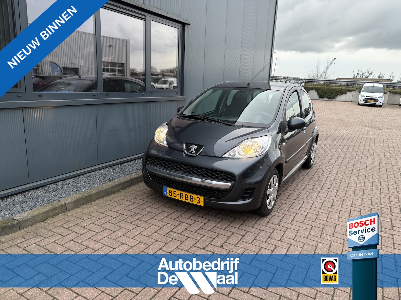 Peugeot 107 - 1.0 12v XS AUTOMAAT 5-drs. AIRCO/29.000KM/1E EIGENAAR! - AutoWereld.nl