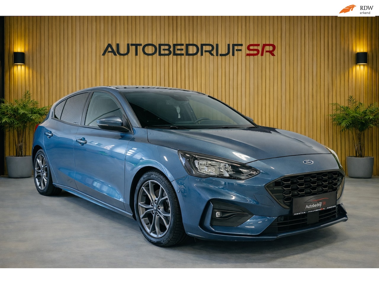 Ford Focus - 1.0 EcoBoost ST Line Business Titanium! Camera! Automaat! Weinig KMS! - AutoWereld.nl