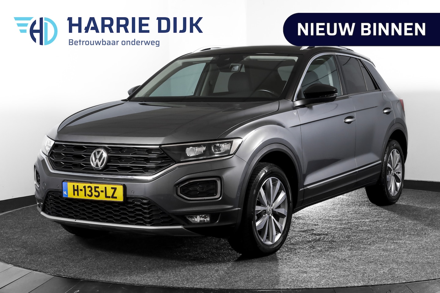 Volkswagen T-Roc - 1.5 TSI 150 PK Style Business - Automaat | Adapt. Cruise | Stoelverw. | PDC | Camera | NAV - AutoWereld.nl