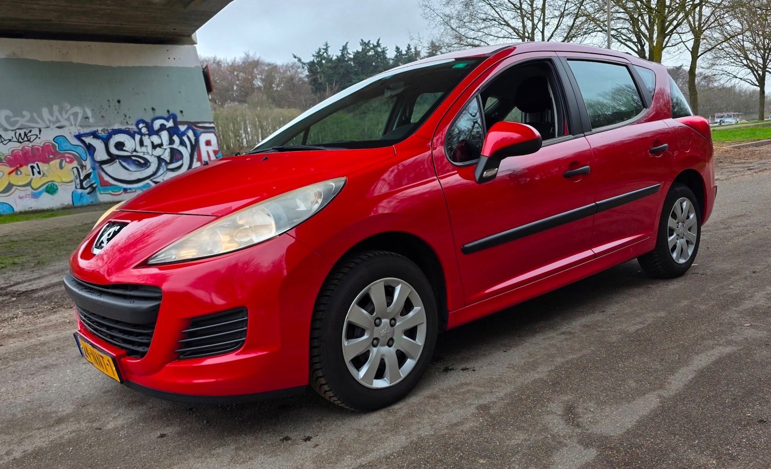 Peugeot 207 SW - 1.4-16V - Airco - APK 23-10-2026 - Rijdt goed - AutoWereld.nl