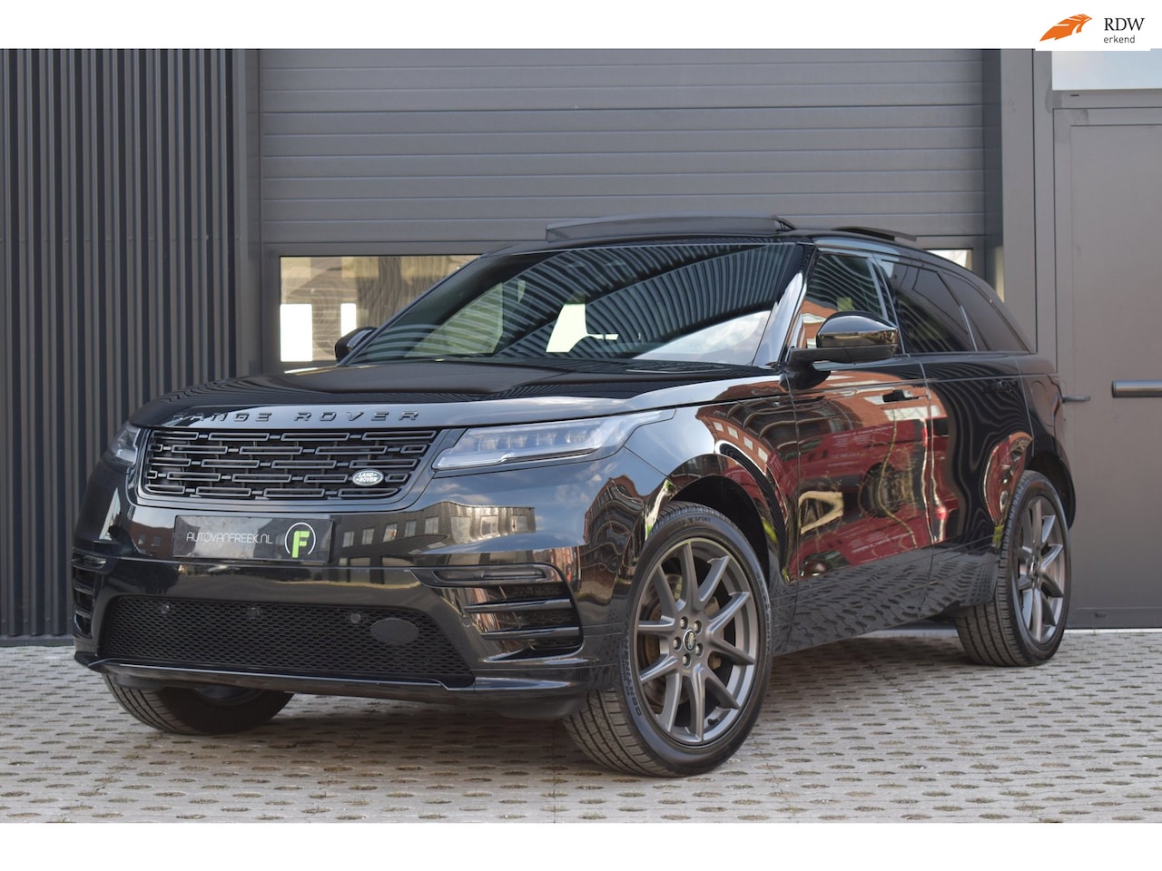 Land Rover Range Rover Velar - 2.0 P400e R-Dynamic HSE Black Pack | NIEUW MODEL | PANO | ACC | MERIDIAN | FABRIEKSGARANTI - AutoWereld.nl