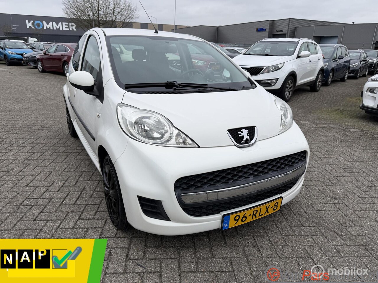 Peugeot 107 - 1.0-12V XS 1.0-12V XS,Airco,5drs! - AutoWereld.nl