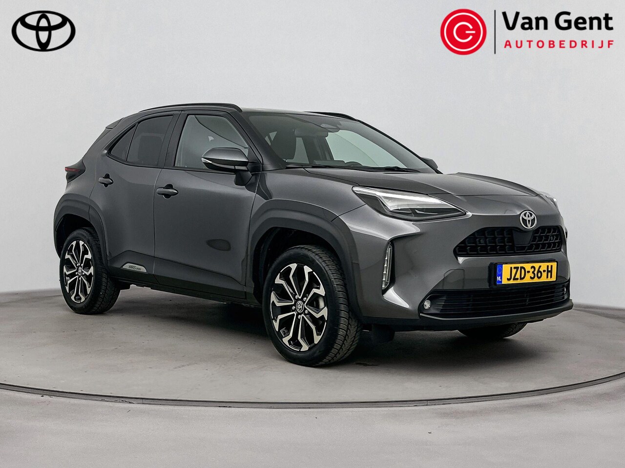 Toyota Yaris Cross - 1.5 Hybrid Dynamic | Apple Carplay / Android Auto | Stoel-/stuurverwarming | Verwarmbare v - AutoWereld.nl