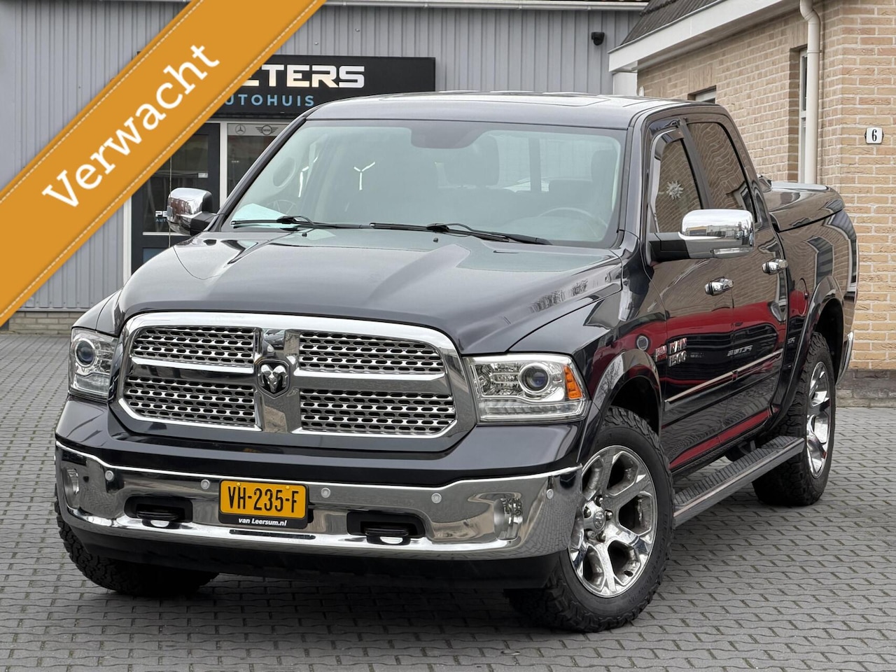 Dodge Ram 1500 - 5.7 V8 Hemi Laramie| Vol opties| LPG/G3| - AutoWereld.nl