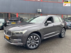 Volvo XC60 - 2.0 T6 Plug-in hybrid AWD Core Bright / NAP / PANO / 360 CAMERA / ELEKTR TREKHAAK / ST VER
