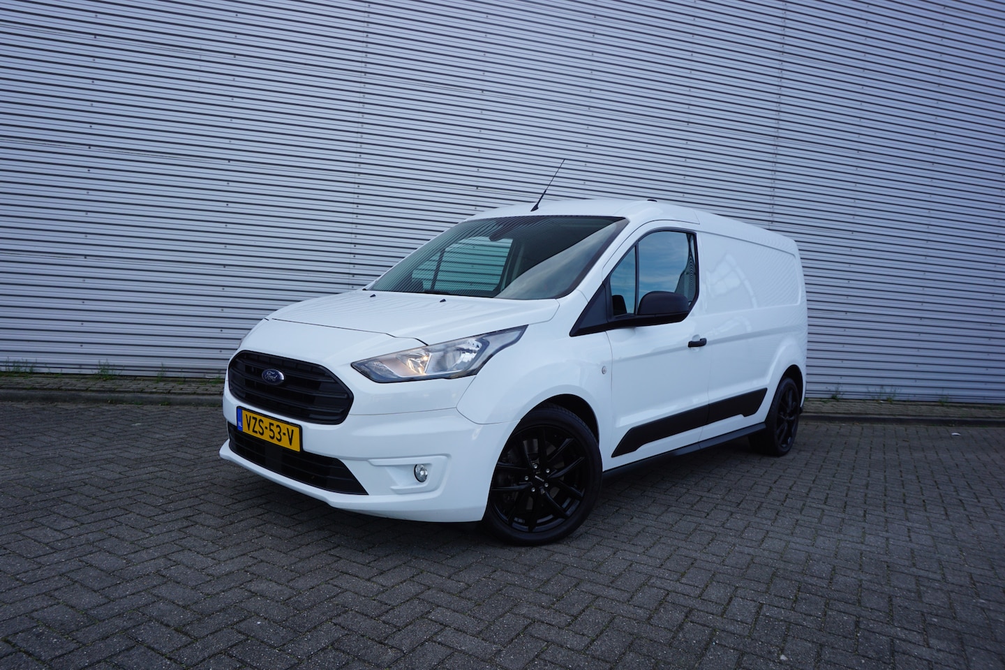 Ford Transit Connect - 1.5 EcoBlue L2 Trend AUTOMAAT - Airco / Navi / Cruise / Camera / Elektr. ramen / Parkeers. - AutoWereld.nl