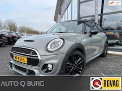 MINI Cooper S - 2.0 Chili Serious Business| JCW | Automaat | Stoelverwarming | Camera | Pano | Navi | Head