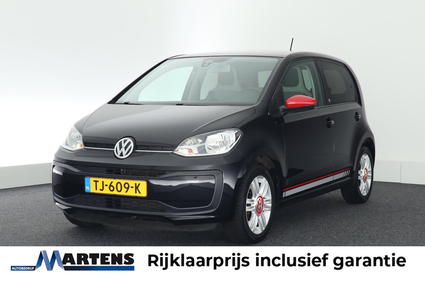 Volkswagen Up! - 1.0 60pk BMT up! beats Cruise Control Parkeersensoren Bluetooth - AutoWereld.nl