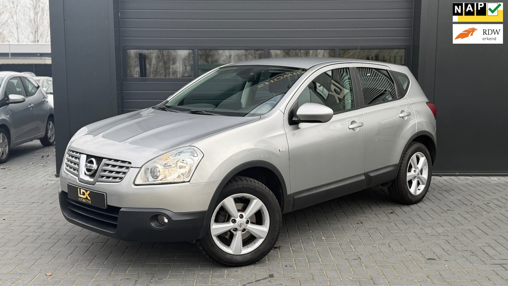 Nissan Qashqai - 2.0 Acenta Trekhaak|Airco|NAP|Camera - AutoWereld.nl