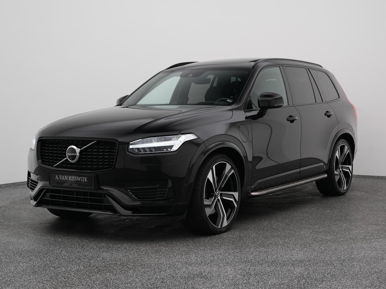Volvo XC90 - 2.0 T8 Recharge AWD R-Design 7-Pers. | PANO | 360° | ADAPTIVE | B&W | LUCHTVERING | MEMORY - AutoWereld.nl