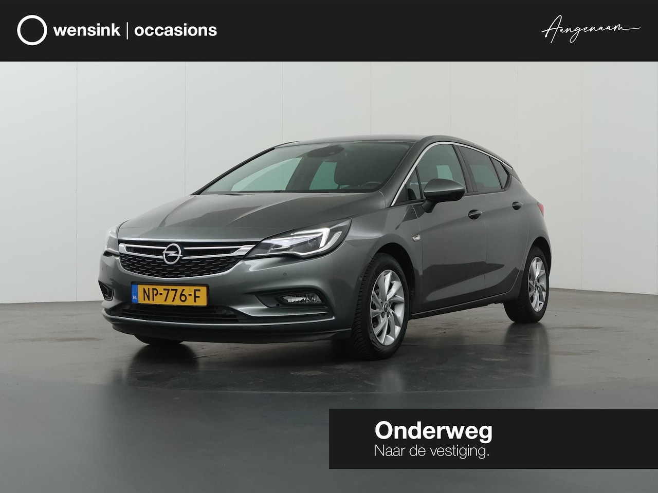 Opel Astra - 1.4 Innovation | Lederen bekleding | Stoelverwarming | Achteruitrijcamera | Stuurwielverwa - AutoWereld.nl