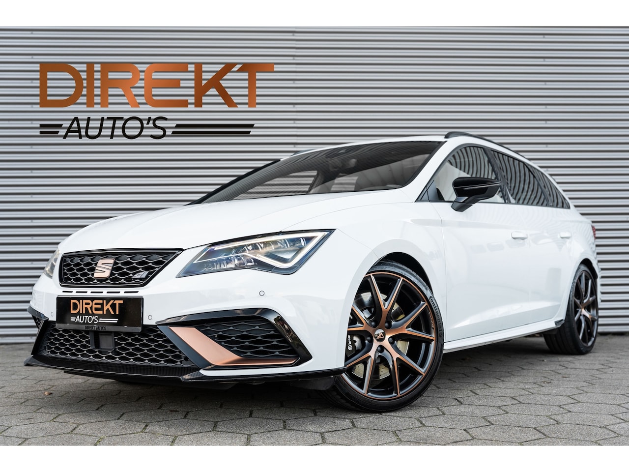 SEAT Leon ST - 2.0 TSI CUPRA R 4DRIVE PANO CARBON BREMBO BEATS - AutoWereld.nl