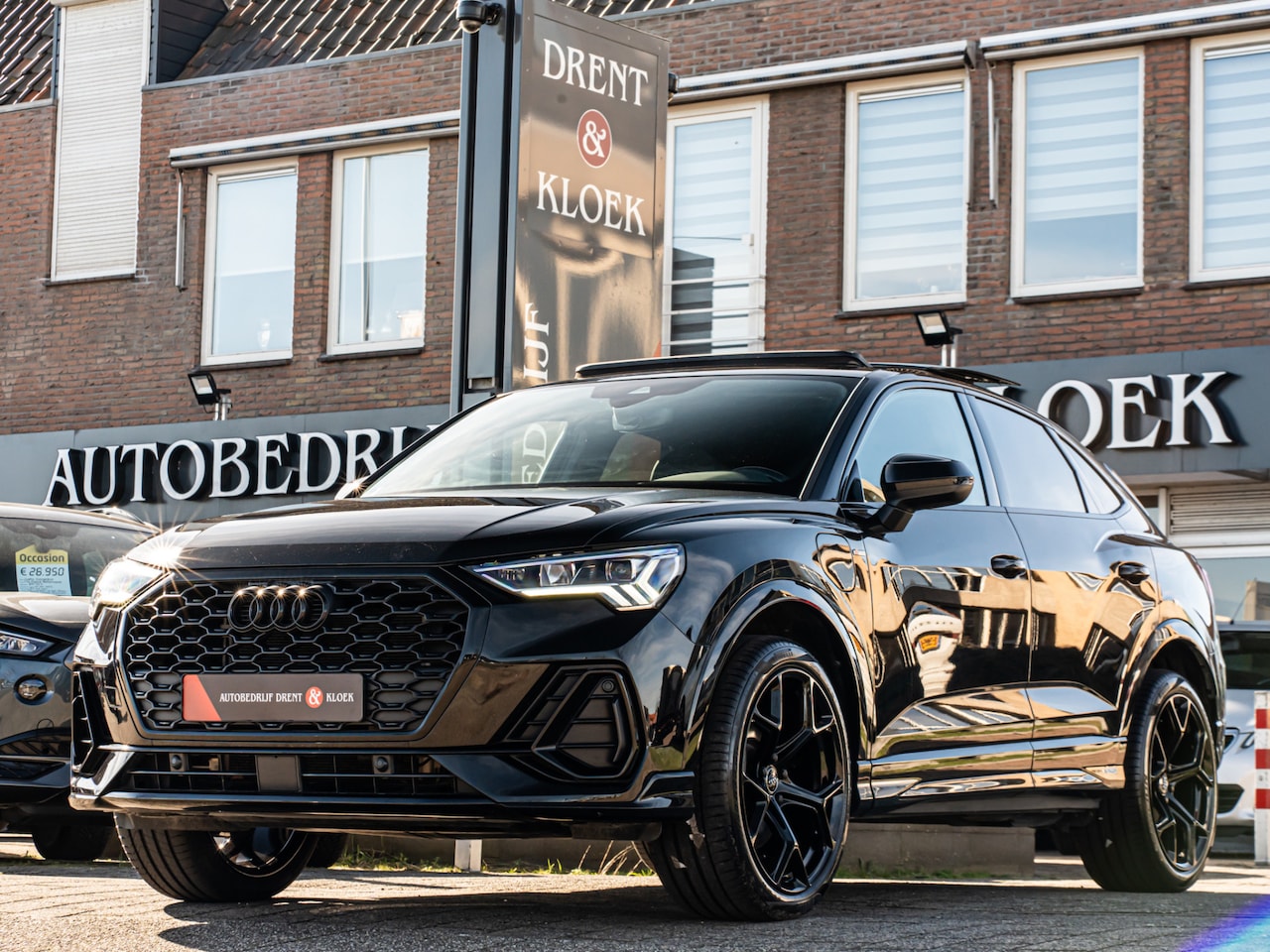 Audi Q3 Sportback - 45 TFSI e S Edition PANO 20 INCH CAMERA BLACK OPTIC FULL LED VIRTUAL DASH STOELVERW - AutoWereld.nl