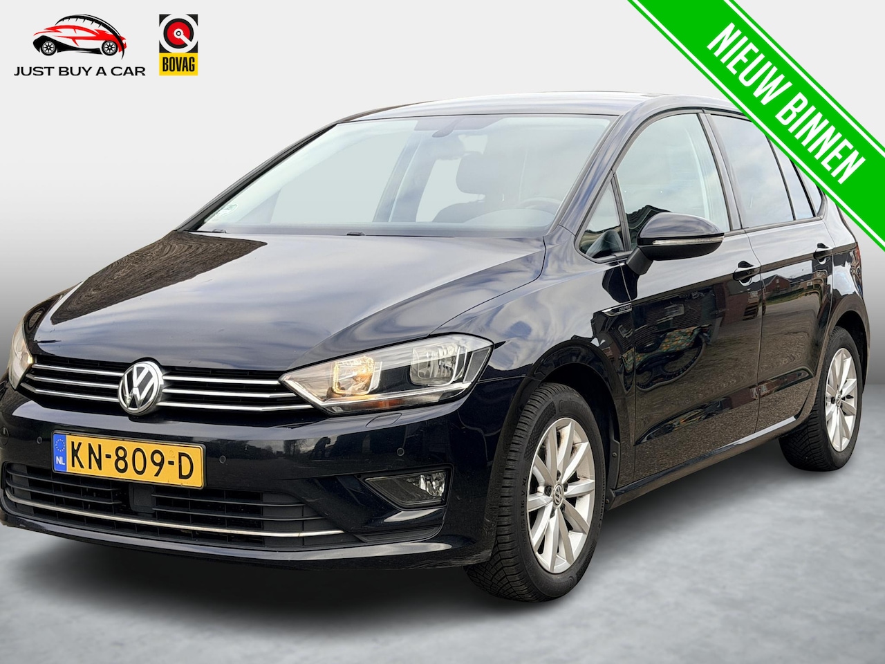 Volkswagen Golf Sportsvan - 1.2 TSI Connected Series / Trekhaak / Stoelverwarming / Navigatie / Parkeerhulp / Executiv - AutoWereld.nl
