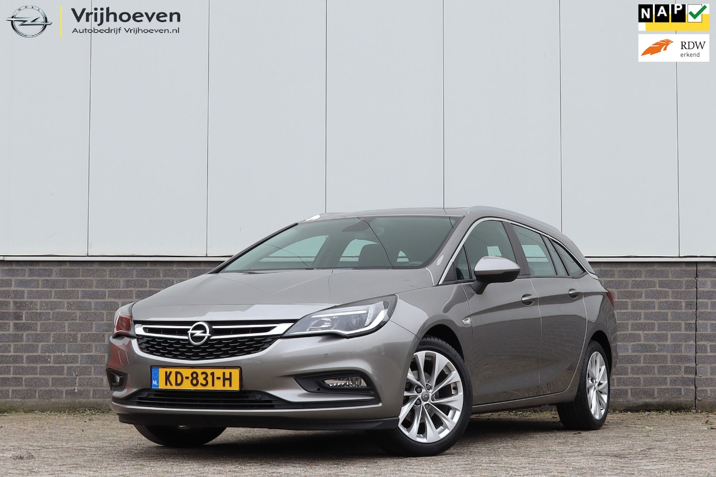 Opel Astra Sports Tourer - 1.4 150pk Edition Trekhaak - AutoWereld.nl