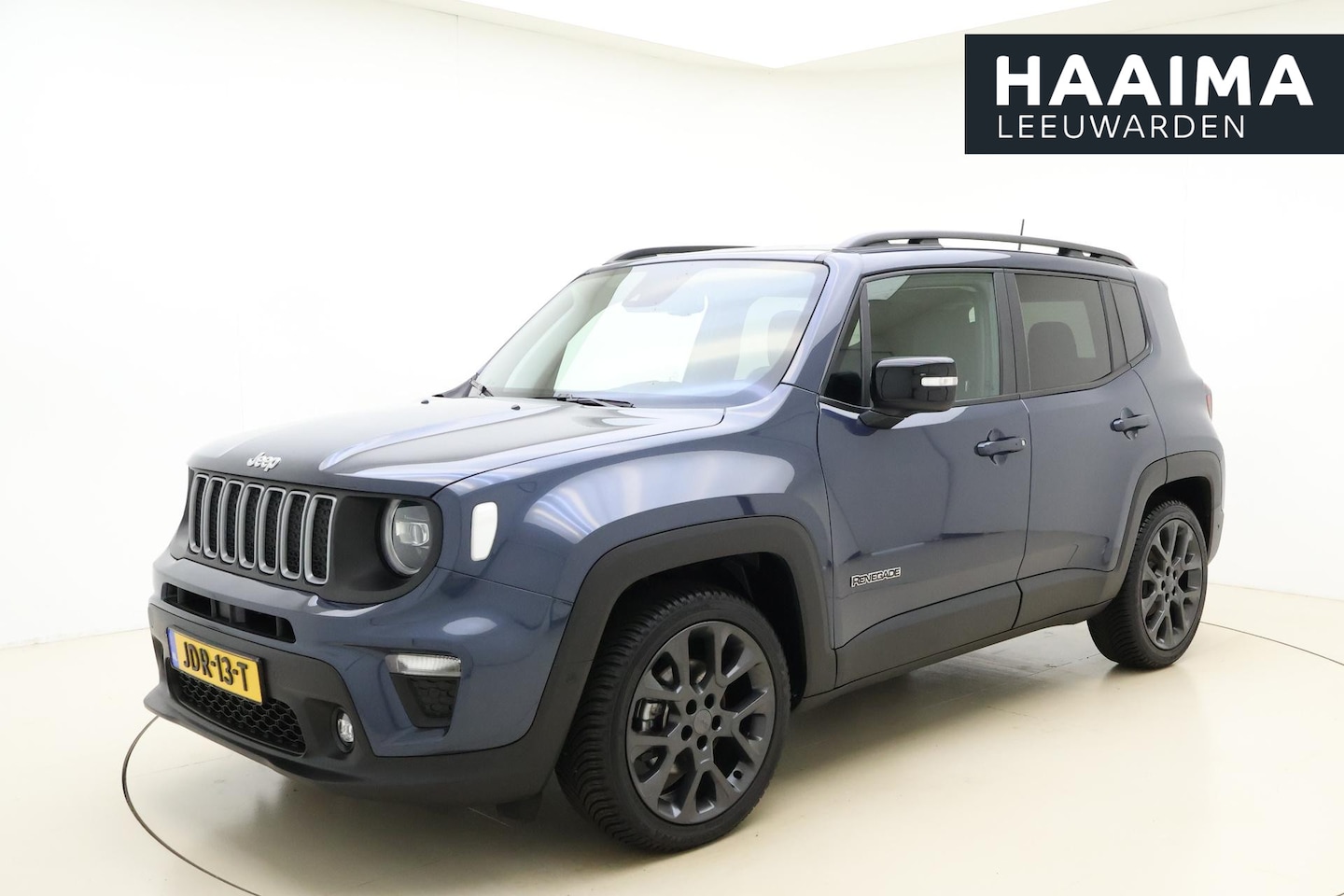 Jeep Renegade - 1.5T 130pk e-Hybrid S Automaat | Navigatie | Climate control | Camera | Lederen bekleding - AutoWereld.nl