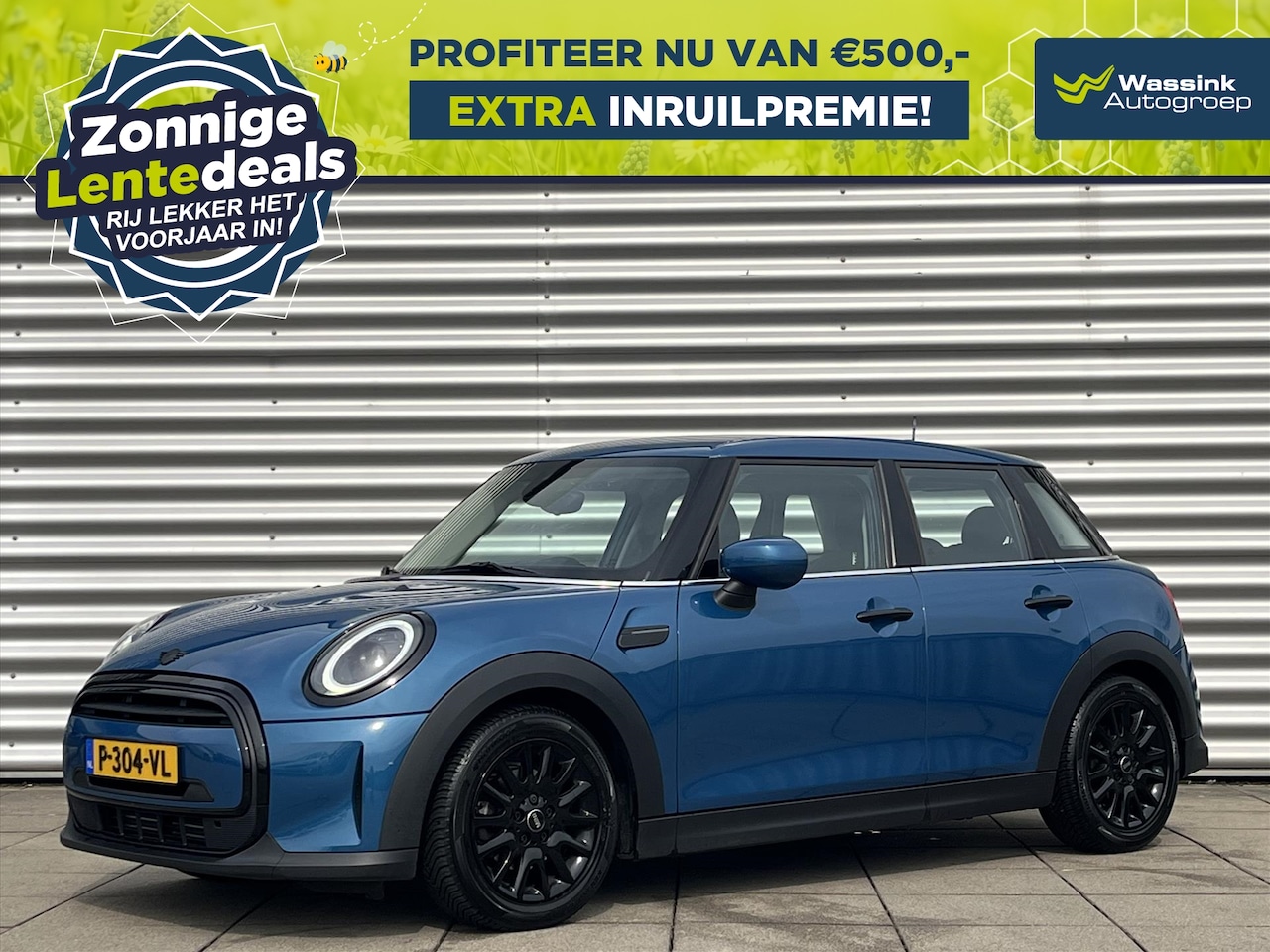 MINI One - Mini 5-Deurs (f55) 1.5 102pk Automaat Business Edition | Wintersale | Navi | Black Pack | - AutoWereld.nl
