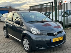 Toyota Aygo - 1.0-12V Now Airco elektrische ramen cv op afs