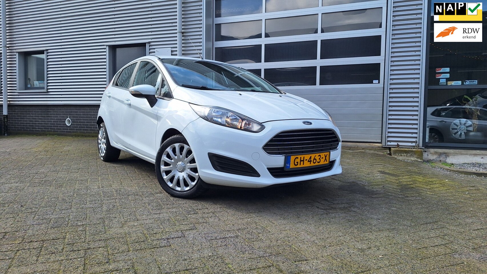 Ford Fiesta - 1.0 Style/Navigatie/Dealer onderhouden /Nl Auto!! - AutoWereld.nl