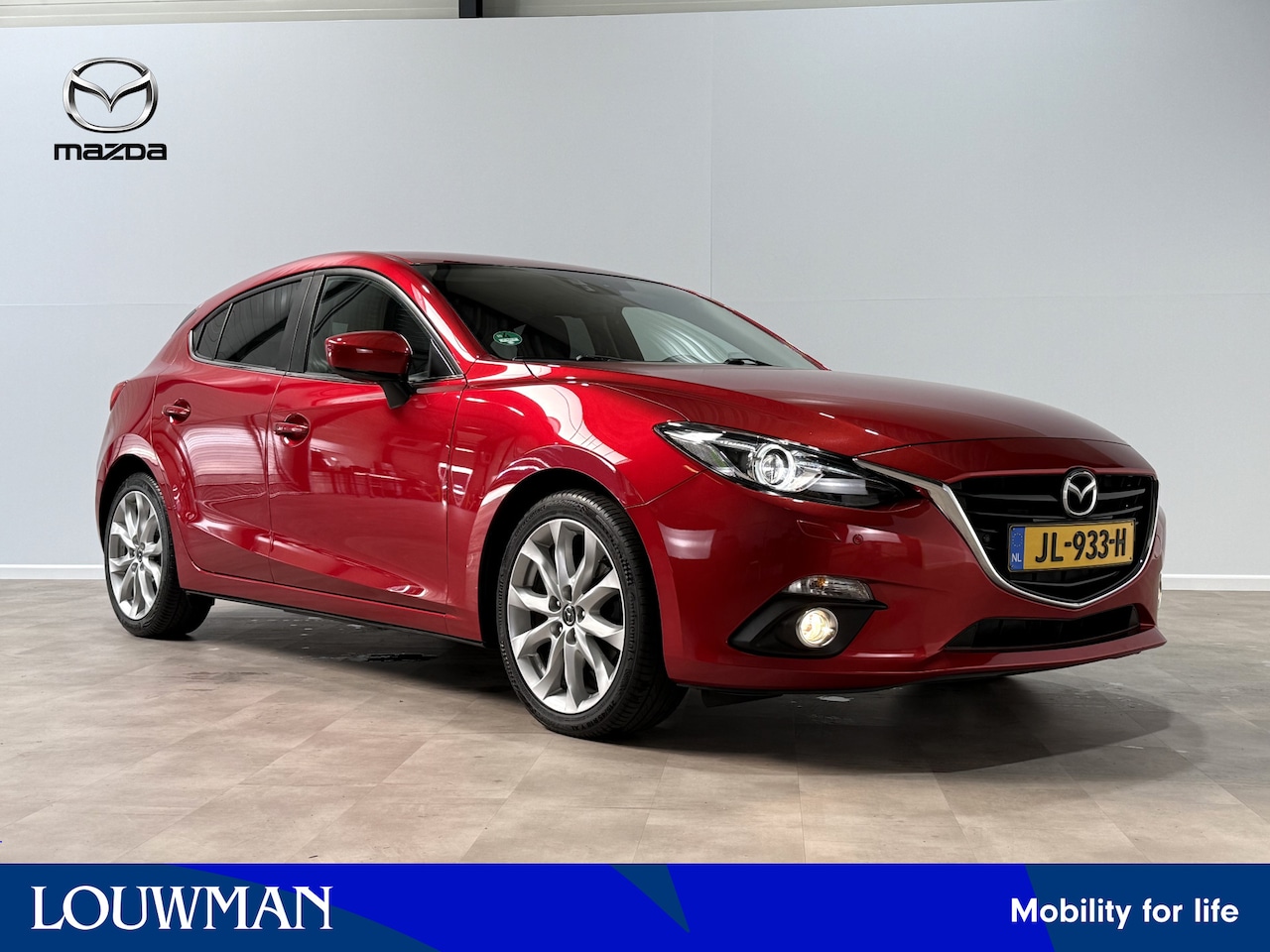 Mazda 3 - 2.0 GT-M | Trekhaak | Leer | Navigatie | Volledig dealeronderhouden - AutoWereld.nl