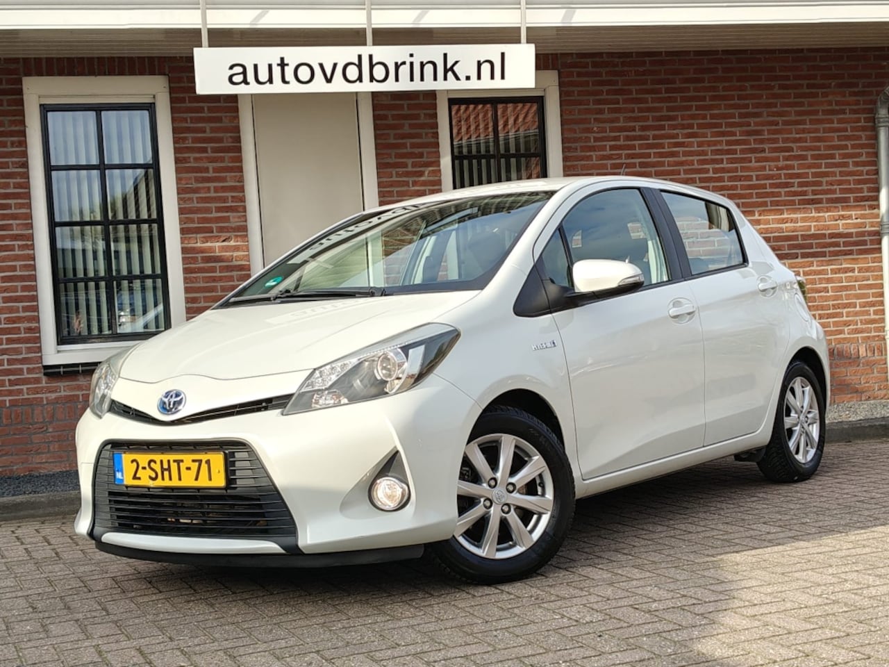 Toyota Yaris - 1.5 Full Hybrid Asp. - AutoWereld.nl