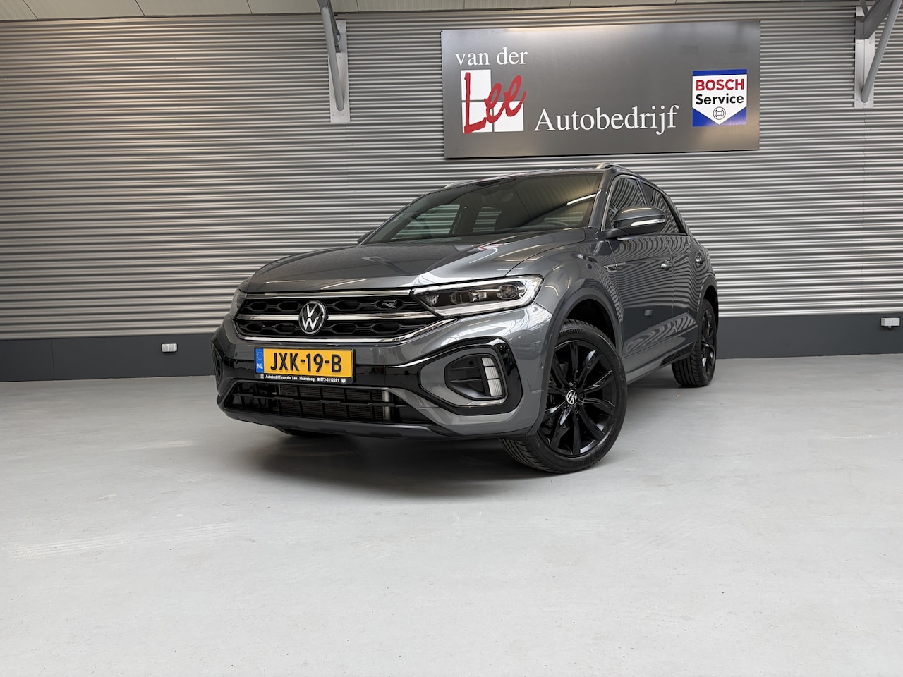 Volkswagen T-Roc - 1.5 TSI R-LINE/IQ LIGHT/IQ DRIVE/KEY-LESS/EL A KLEP/ENZ - AutoWereld.nl