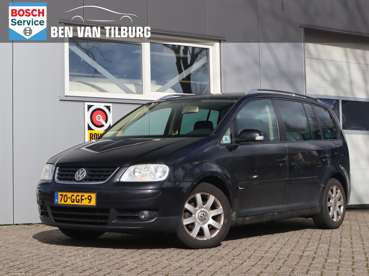 Volkswagen Touran - 2.0-16V FSI Highline 2.0-16V FSI Highline - AutoWereld.nl