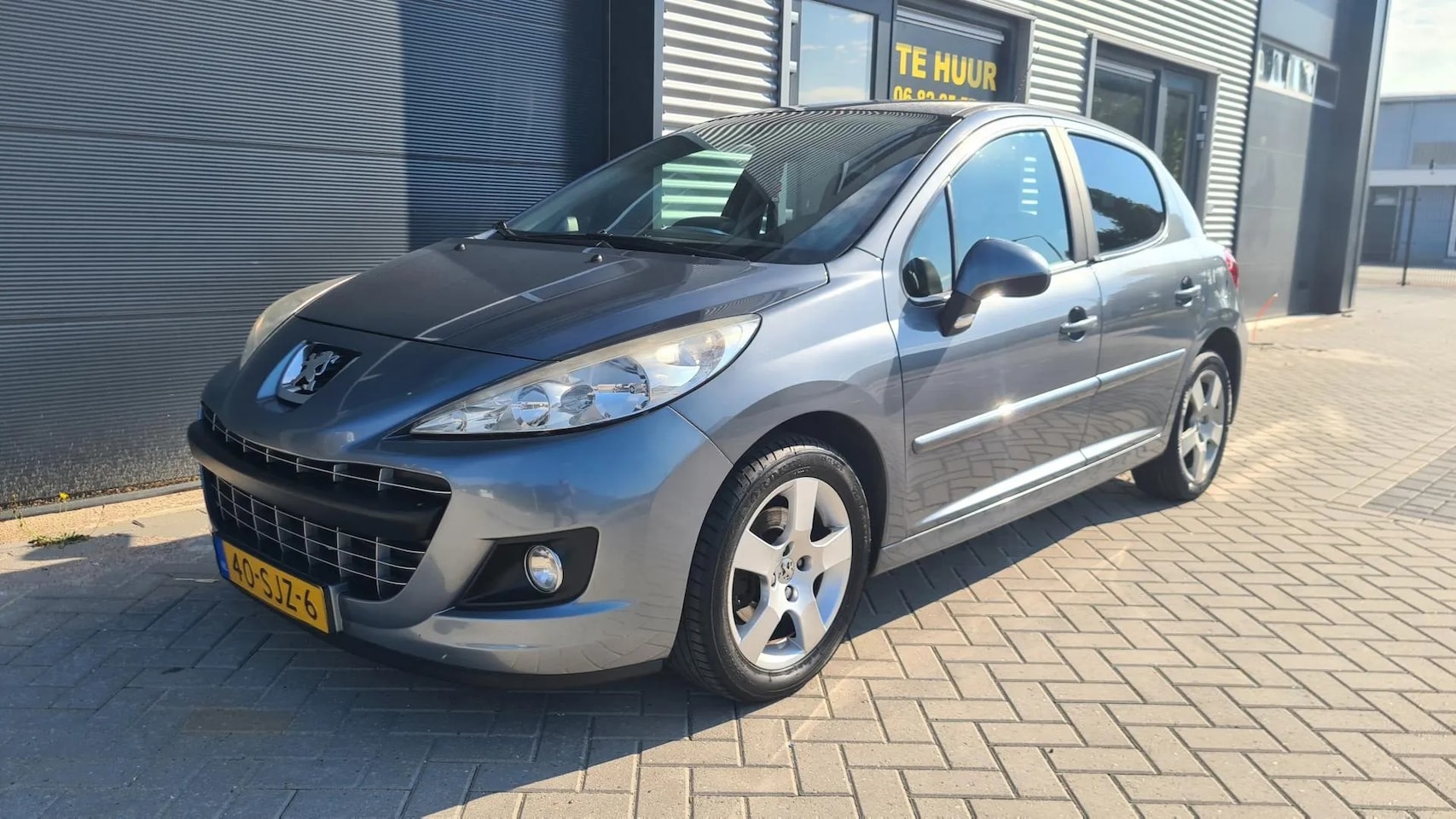 Peugeot 207 - 1.6 VTi Blue Lease Executive 1.6 VTi Blue Lease Executive - AutoWereld.nl