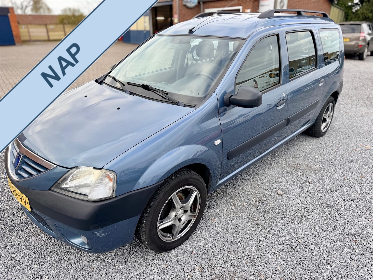Dacia Logan MCV - 1.6 77KW 7P - AutoWereld.nl