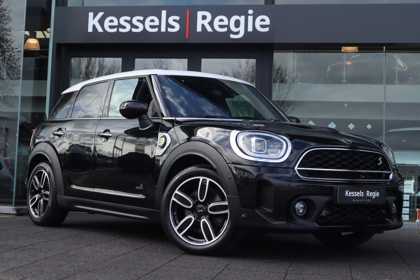 MINI Countryman - Mini 1.5 Cooper S E ALL4 Pano HuD H&K ACC Keyless El.klep Leer Sensoren 18” - AutoWereld.nl